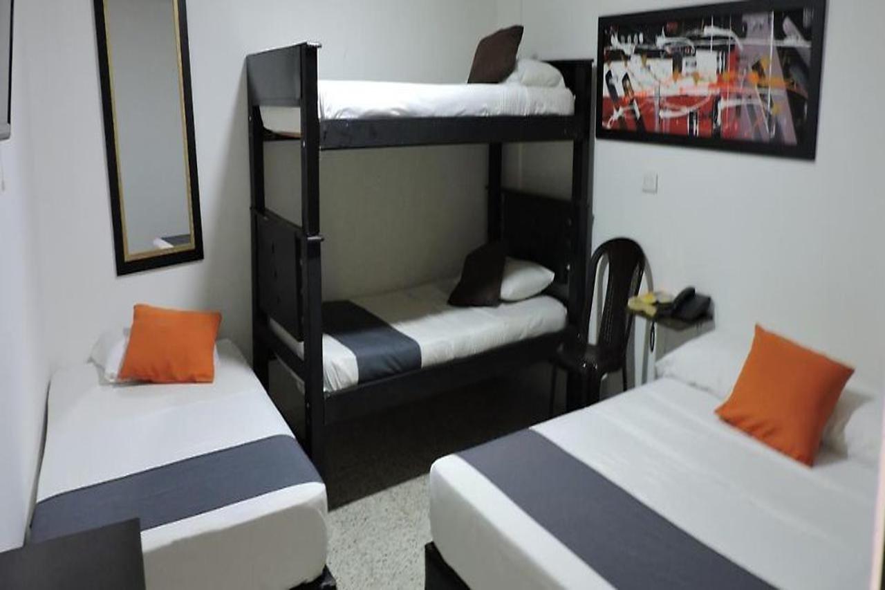 Hotel Jc 43 Medellin Ngoại thất bức ảnh