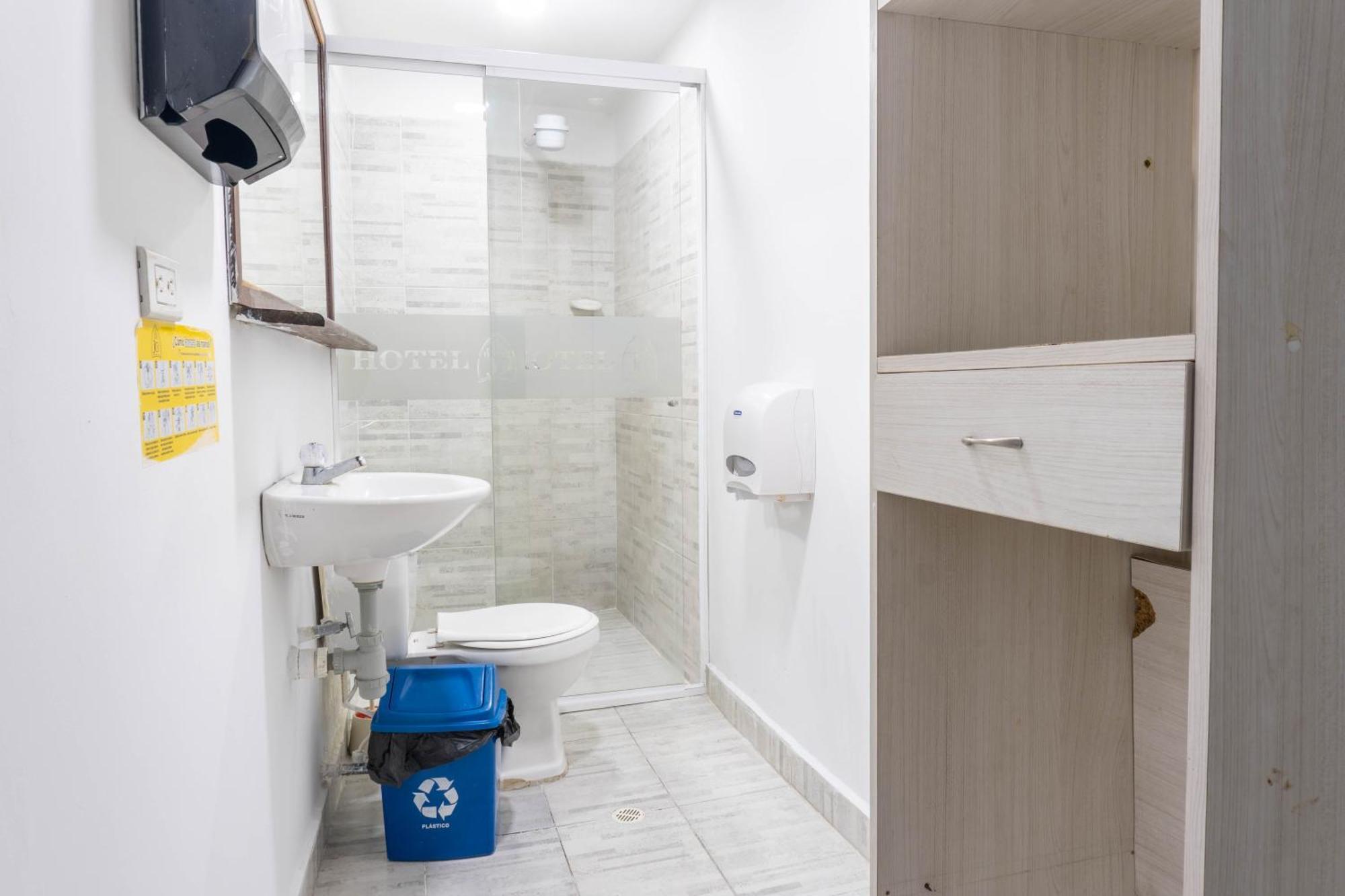 Hotel Jc 43 Medellin Ngoại thất bức ảnh