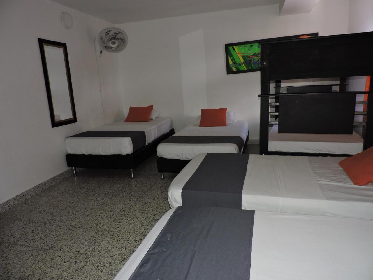 Hotel Jc 43 Medellin Ngoại thất bức ảnh