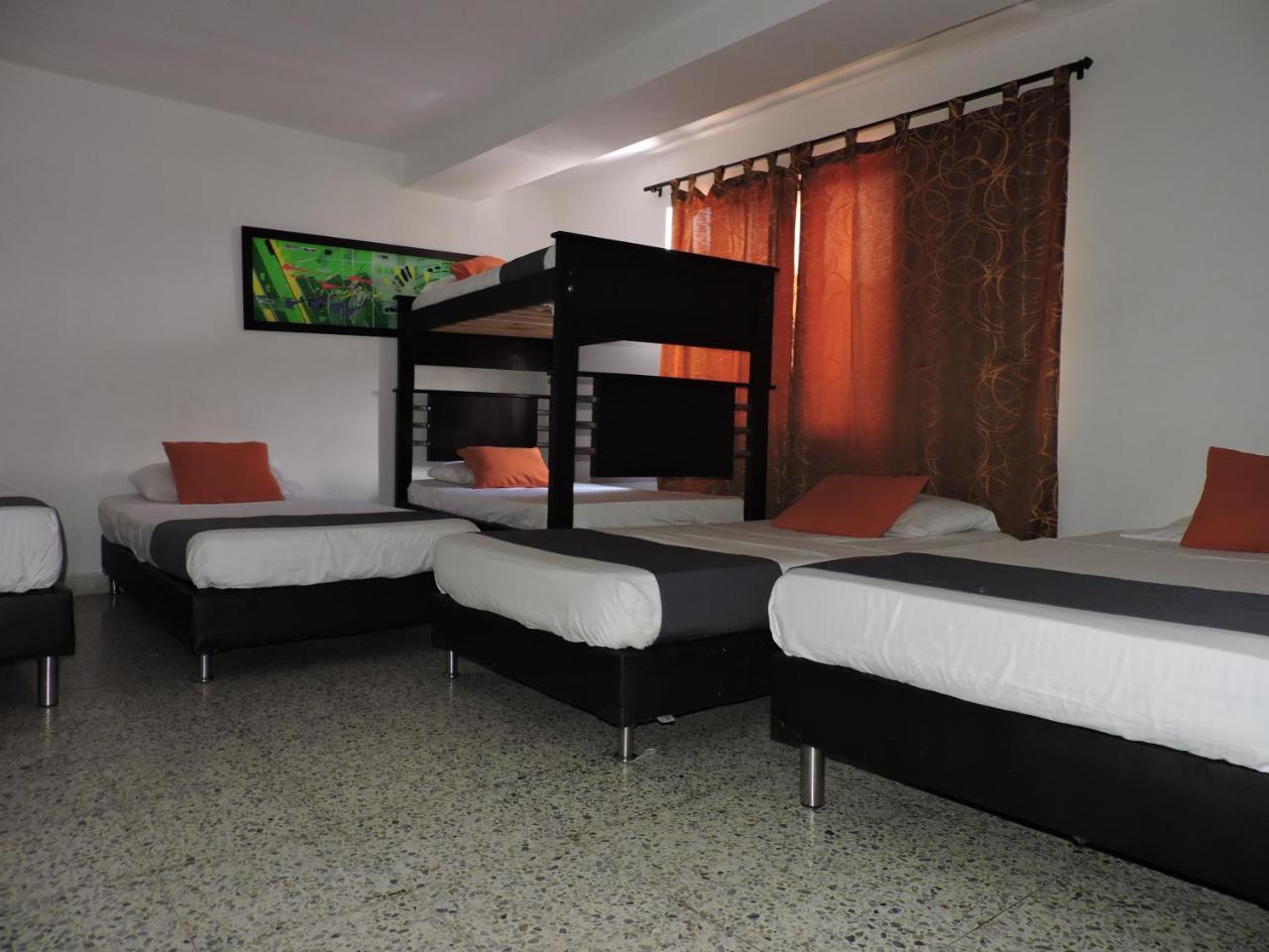 Hotel Jc 43 Medellin Ngoại thất bức ảnh